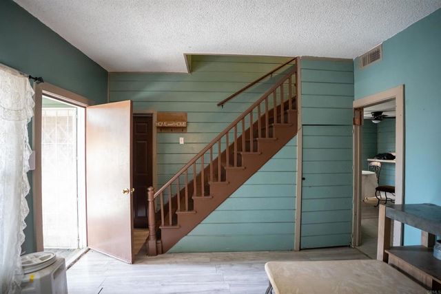 467 W G St, Colton, CA 92324