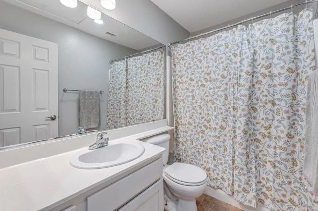 32477 Silver Creek, Lake Elsinore, CA 92532