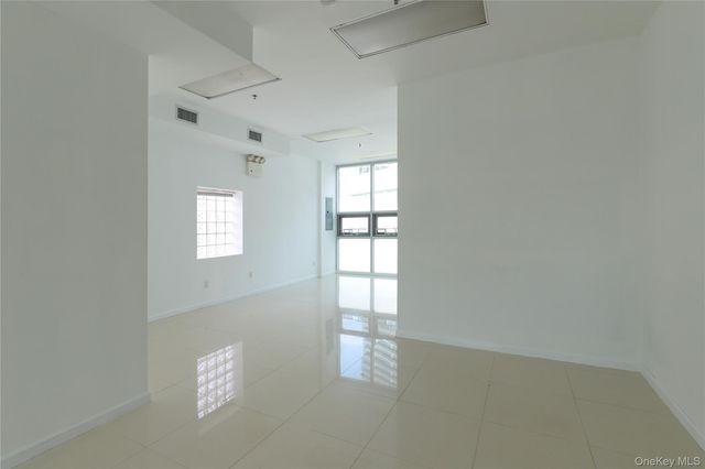 131-04 40th Road 2FL, Flushing, NY 11354