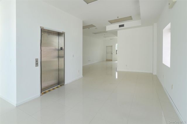 131-04 40th Road 2FL, Flushing, NY 11354