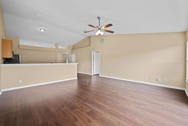 565 SW Undallo Rd, Port St Lucie, FL 34953