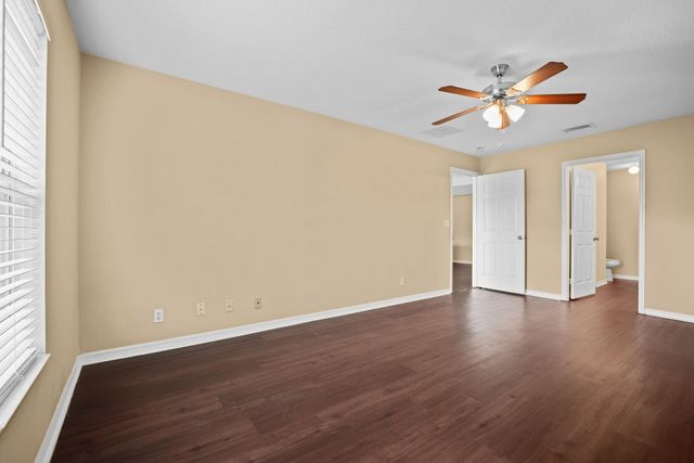 565 SW Undallo Rd, Port St Lucie, FL 34953