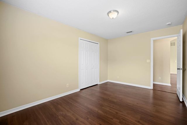 565 SW Undallo Rd, Port St Lucie, FL 34953