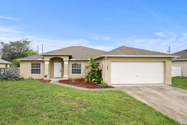 565 SW Undallo Rd, Port St Lucie, FL 34953