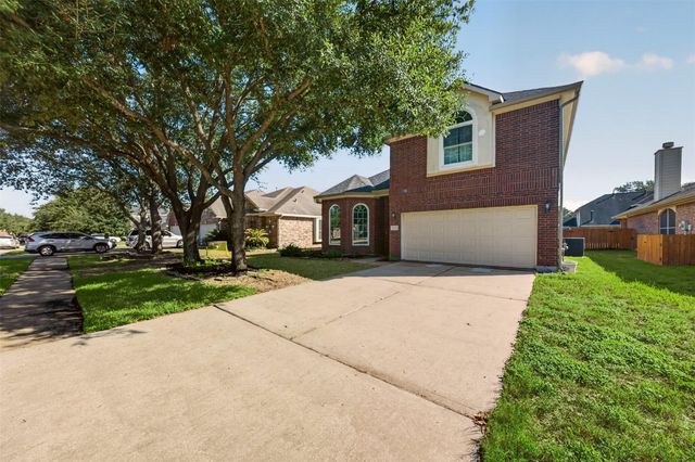 17231 Sheffield Bend Dr, Houston, TX 77095