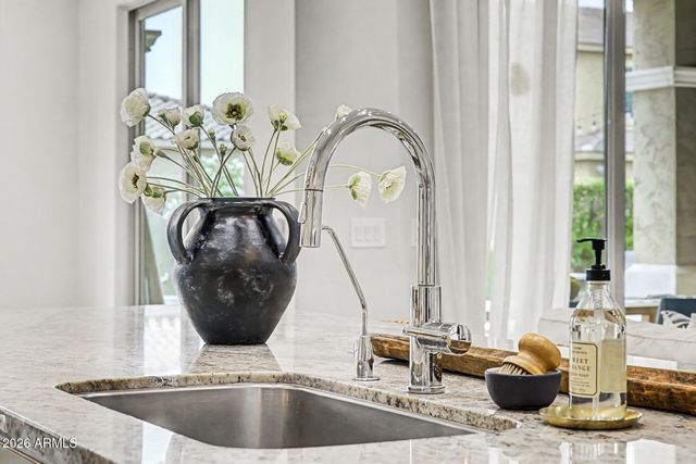 3691 E ALFALFA Drive, Gilbert, AZ 85298