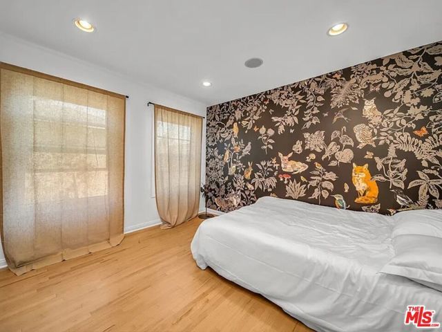 7844 Stewart Avenue ., Los Angeles, CA 90045