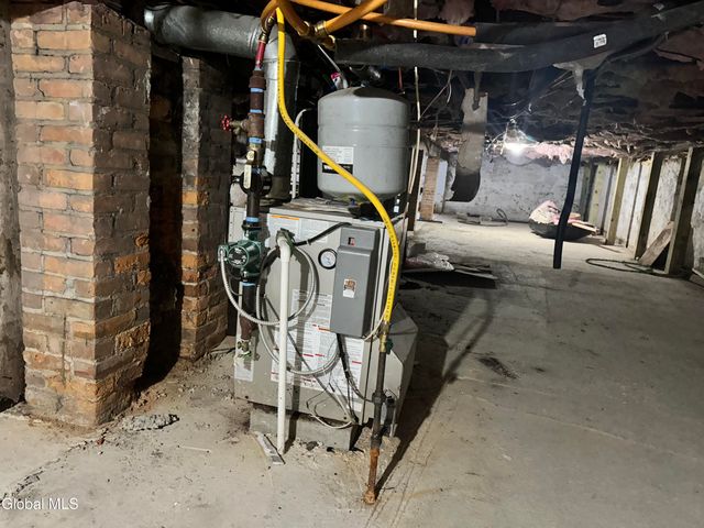 905 Mason Street, Schenectady, NY 12308