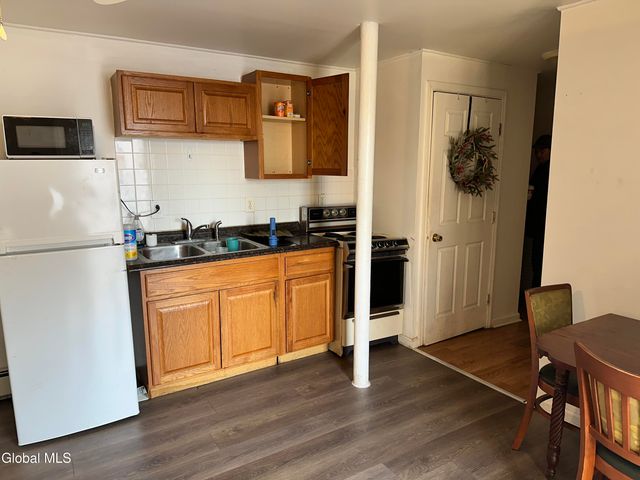 905 Mason Street, Schenectady, NY 12308