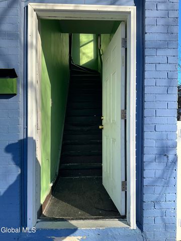 905 Mason Street, Schenectady, NY 12308