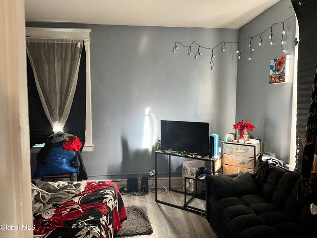 905 Mason Street, Schenectady, NY 12308