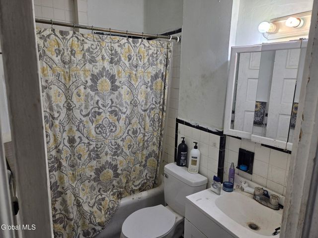 905 Mason Street, Schenectady, NY 12308