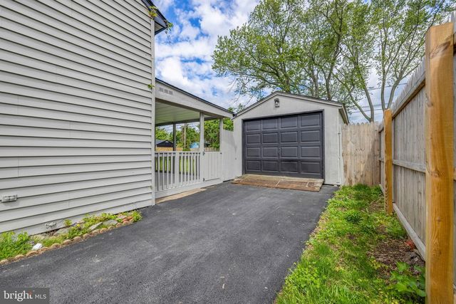 136 BROOKSIDE BLVD, Newark, DE 19713