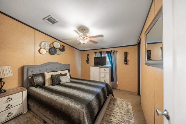 159 Saddle Surrey Road, Coldspring, TX 77331