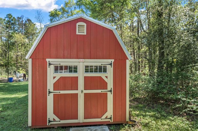 159 Saddle Surrey Road, Coldspring, TX 77331