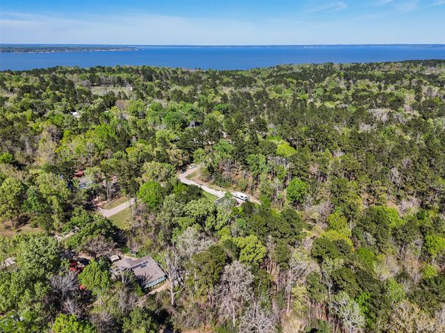 159 Saddle Surrey Road, Coldspring, TX 77331