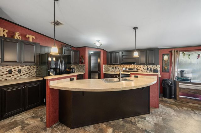 159 Saddle Surrey Road, Coldspring, TX 77331