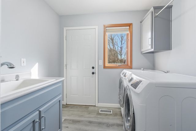 4537 W Black Oak Circle, Angola, IN 46703