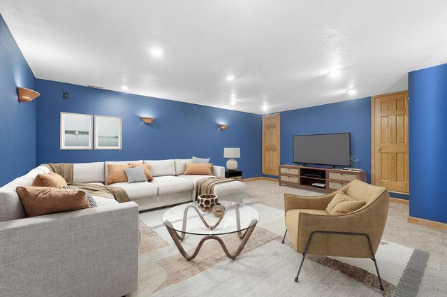 4537 W Black Oak Circle, Angola, IN 46703