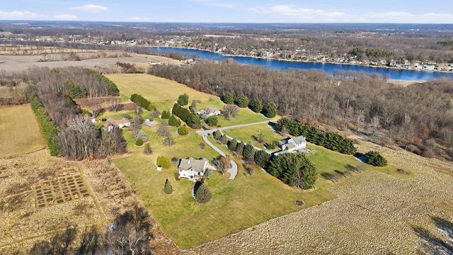 4537 W Black Oak Circle, Angola, IN 46703