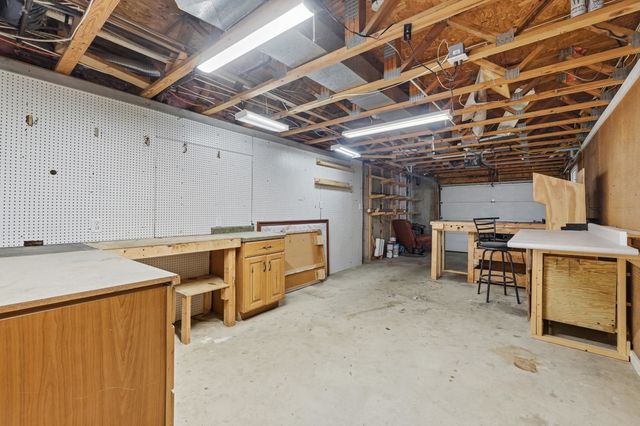 4537 W Black Oak Circle, Angola, IN 46703