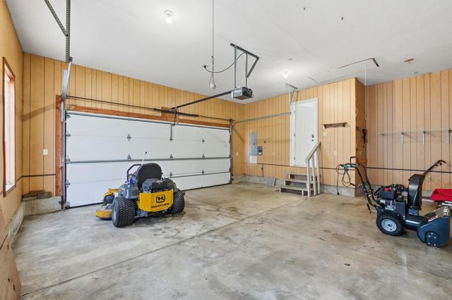 4537 W Black Oak Circle, Angola, IN 46703