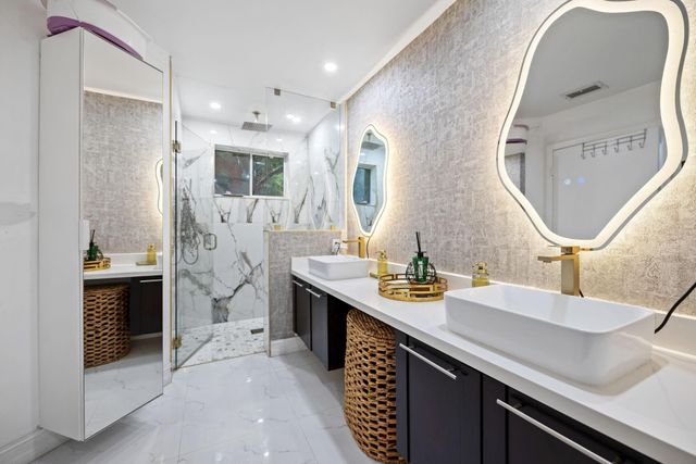 5320 SW 199th Avenue, Pembroke Pines, FL 33332