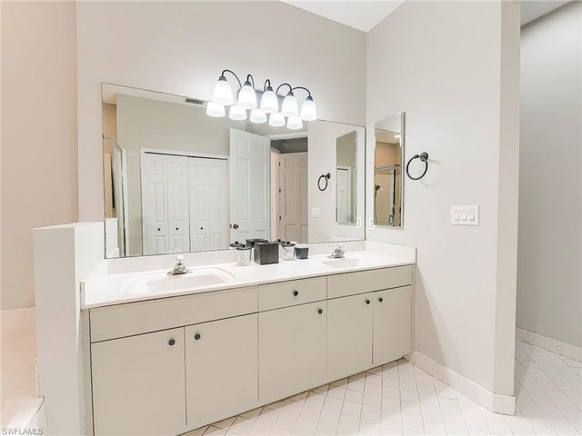 8529 Fairway Bend DR, Estero, FL 33967