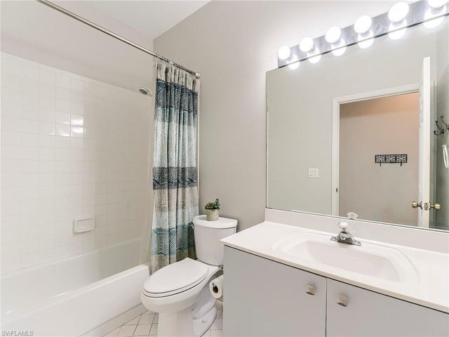 8529 Fairway Bend DR, Estero, FL 33967
