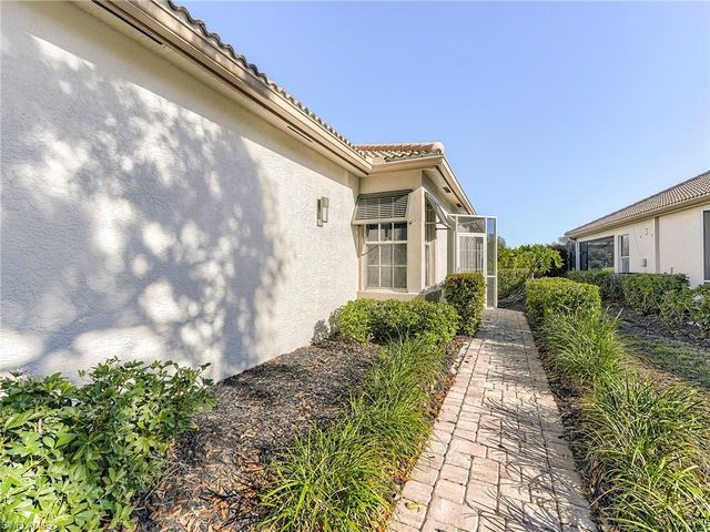 8529 Fairway Bend DR, Estero, FL 33967