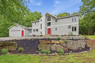 176 Cashman Hill Rd, Ashburnham, MA 01430