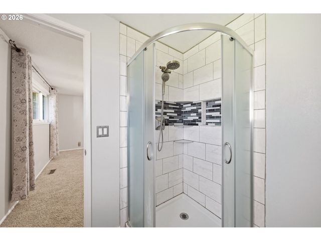 4725 Sw 207TH Ct, Beaverton, OR 97078