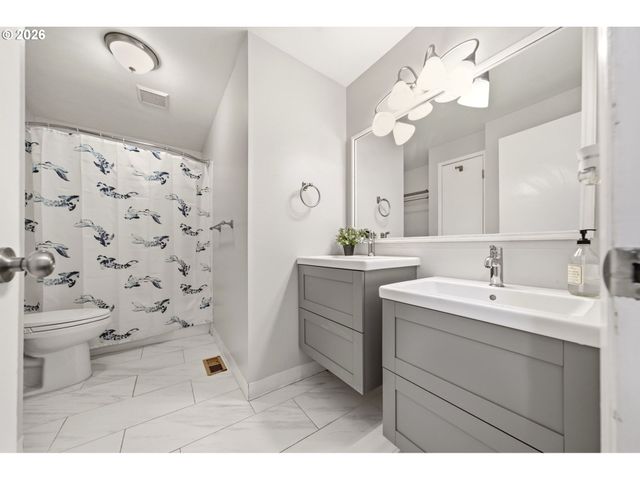 4725 Sw 207TH Ct, Beaverton, OR 97078