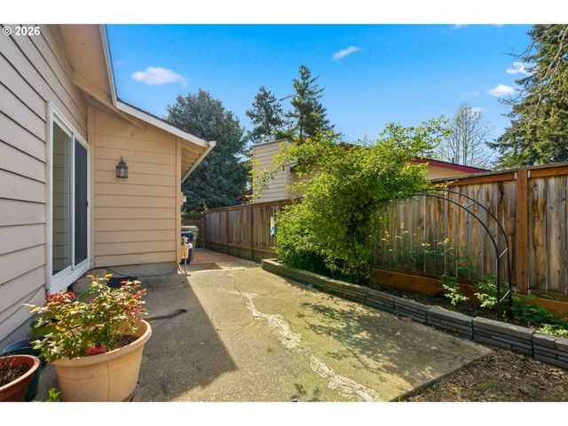 4725 Sw 207TH Ct, Beaverton, OR 97078