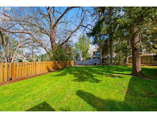 4725 Sw 207TH Ct, Beaverton, OR 97078