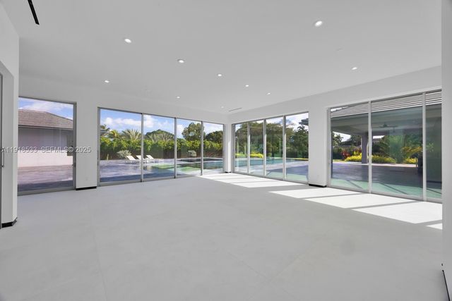 9790 SW 62nd St, Miami, FL 33173