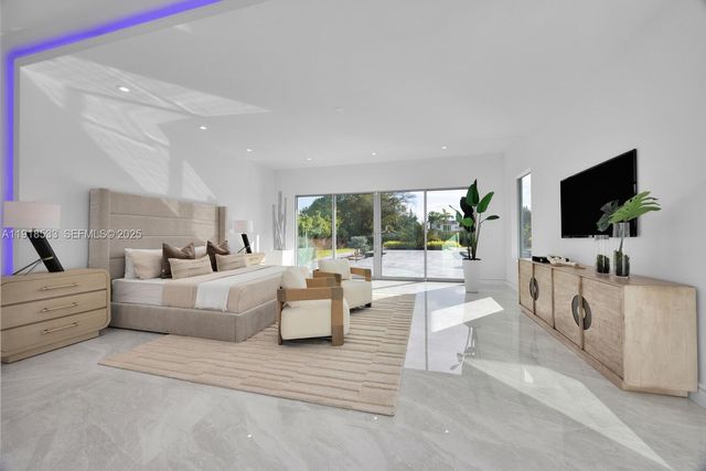 9790 SW 62nd St, Miami, FL 33173