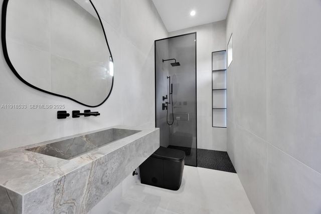 9790 SW 62nd St, Miami, FL 33173