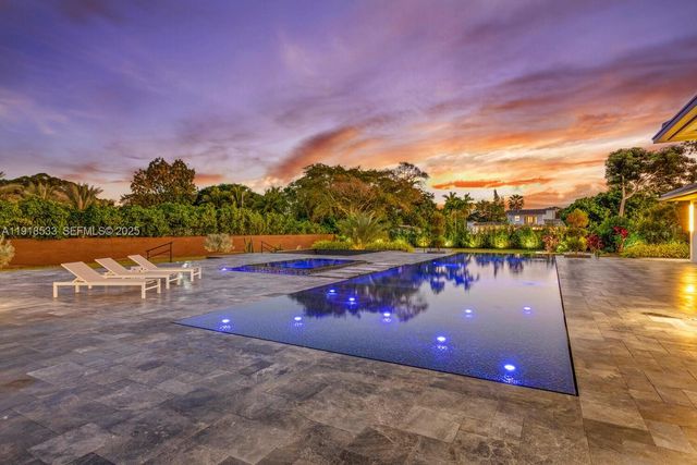 9790 SW 62nd St, Miami, FL 33173