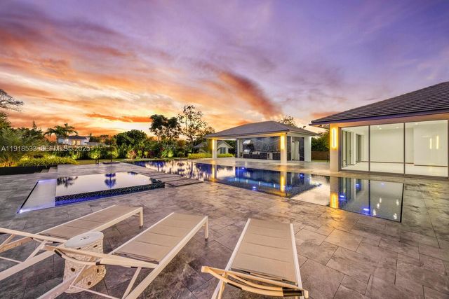 9790 SW 62nd St, Miami, FL 33173