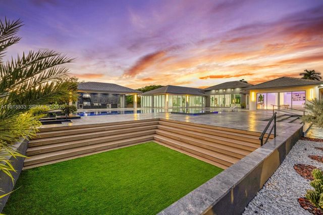 9790 SW 62nd St, Miami, FL 33173