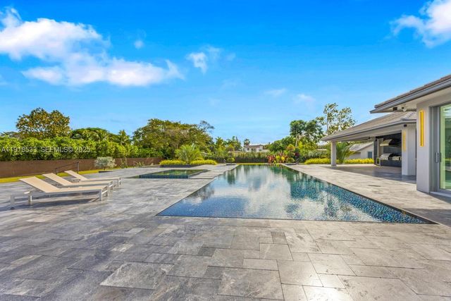 9790 SW 62nd St, Miami, FL 33173