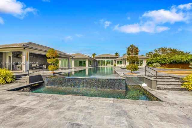 9790 SW 62nd St, Miami, FL 33173