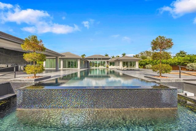 9790 SW 62nd St, Miami, FL 33173