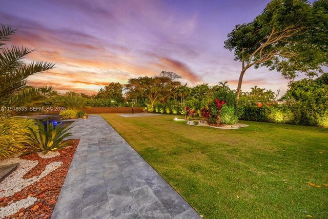 9790 SW 62nd St, Miami, FL 33173