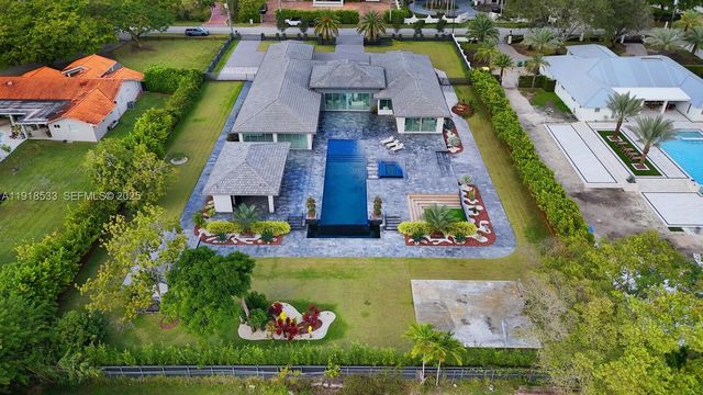 9790 SW 62nd St, Miami, FL 33173