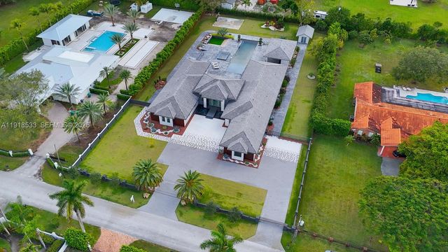9790 SW 62nd St, Miami, FL 33173