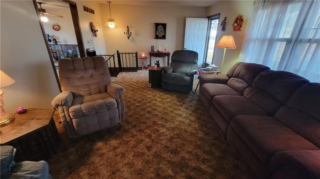 35333 W 287th Street, Paola, KS 66071