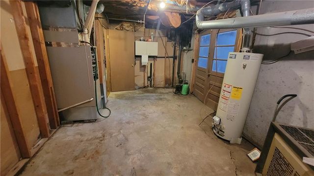 35333 W 287th Street, Paola, KS 66071