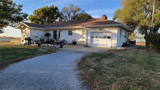 35333 W 287th Street, Paola, KS 66071